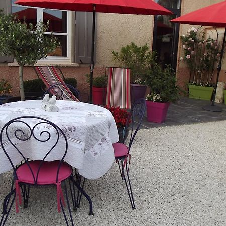 Bed and Breakfast Mas De La Coucourde Paluds de Noves Exterior foto
